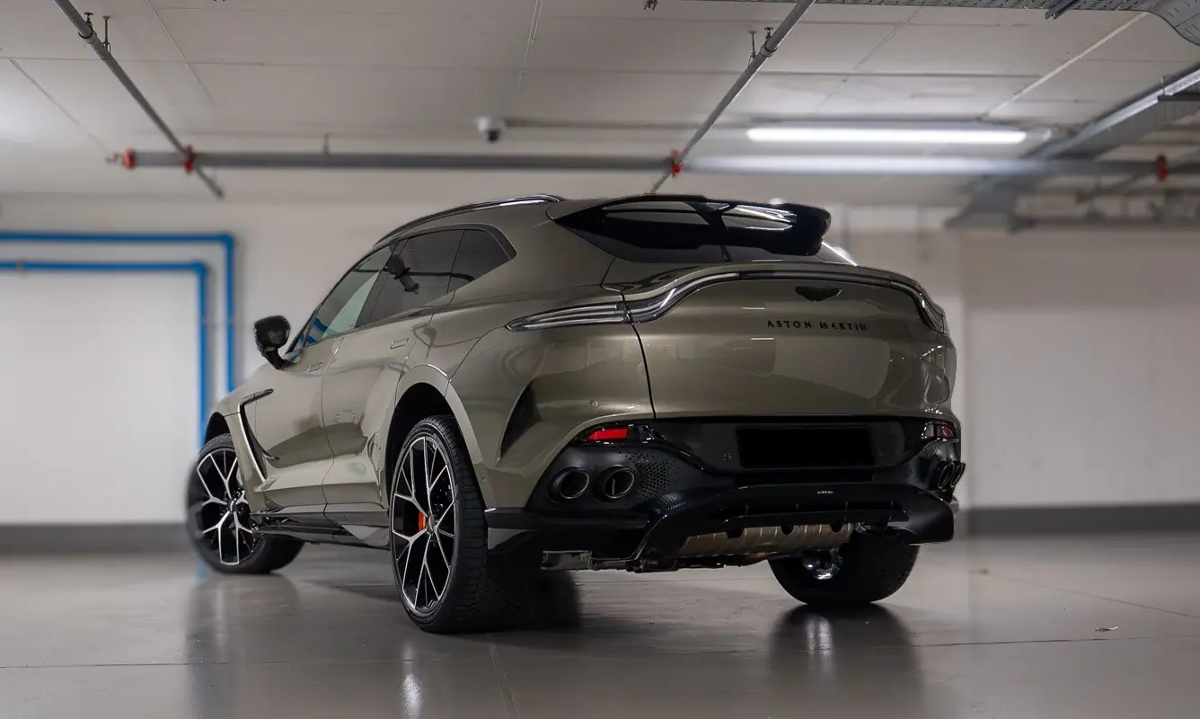 Aston Martin DBX 707 - foto 7