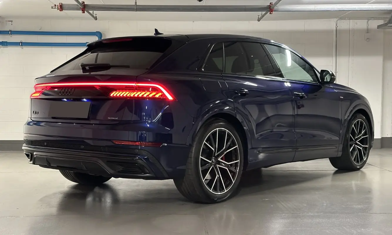 Audi Q8 55 TFSIe Sport - foto 4