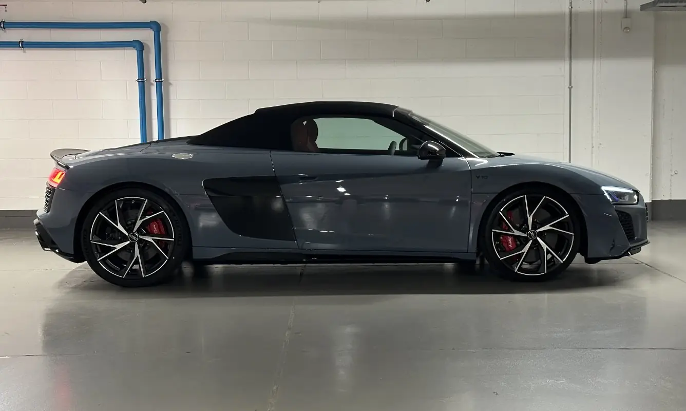 Audi R8 Spyder - foto 3