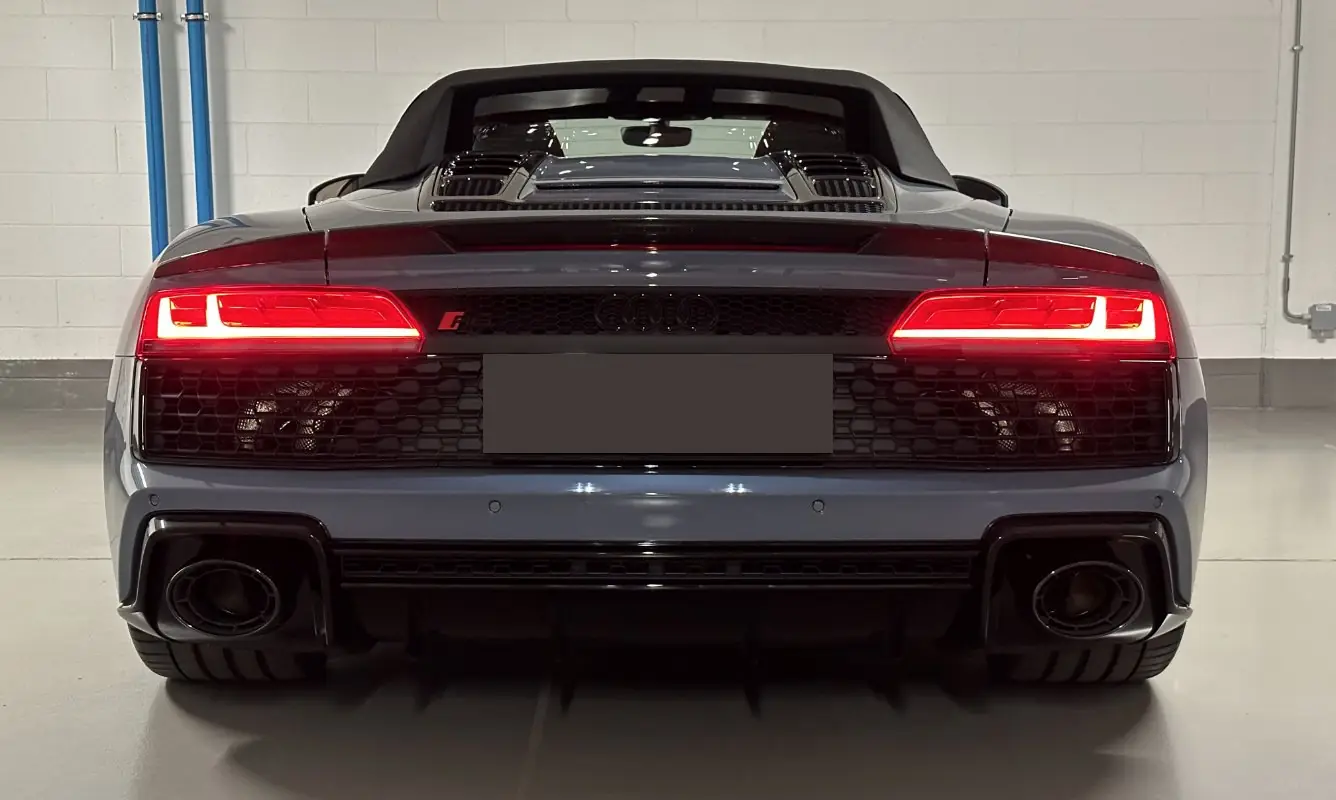 Audi R8 Spyder - foto 6