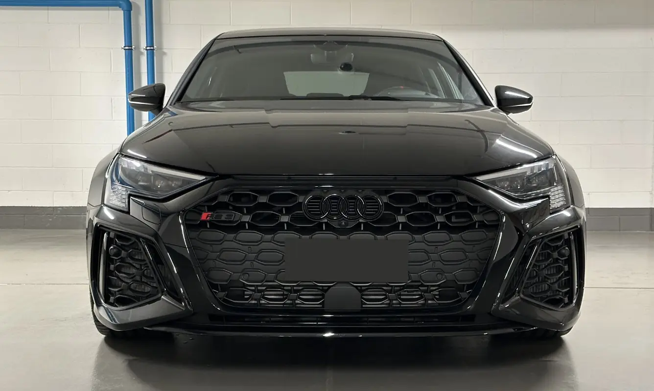 Audi RS3 Sportback - foto 1