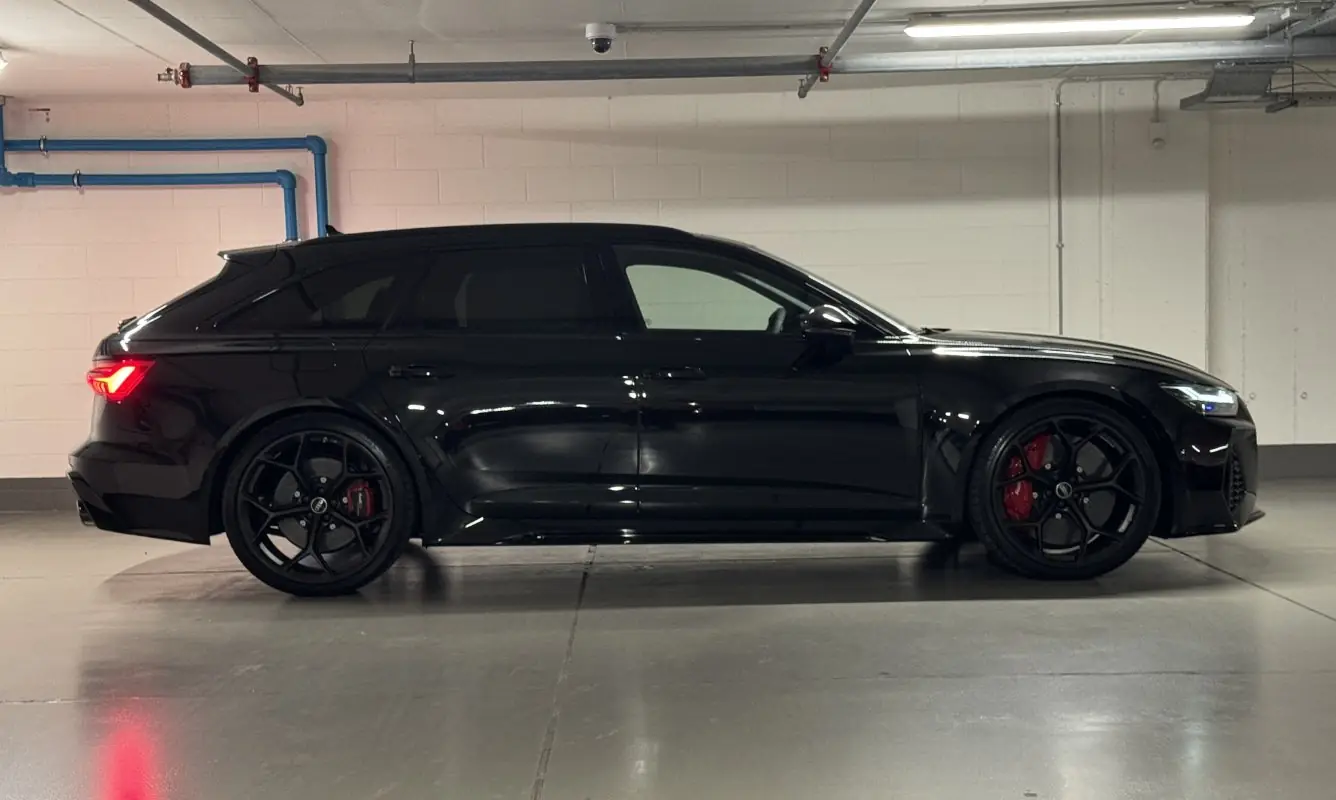 Audi RS6 Avant Performance - foto 3