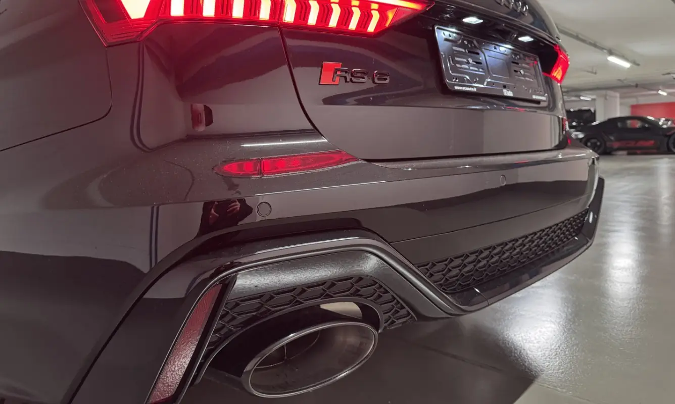 Audi RS6 Avant Performance - foto 8