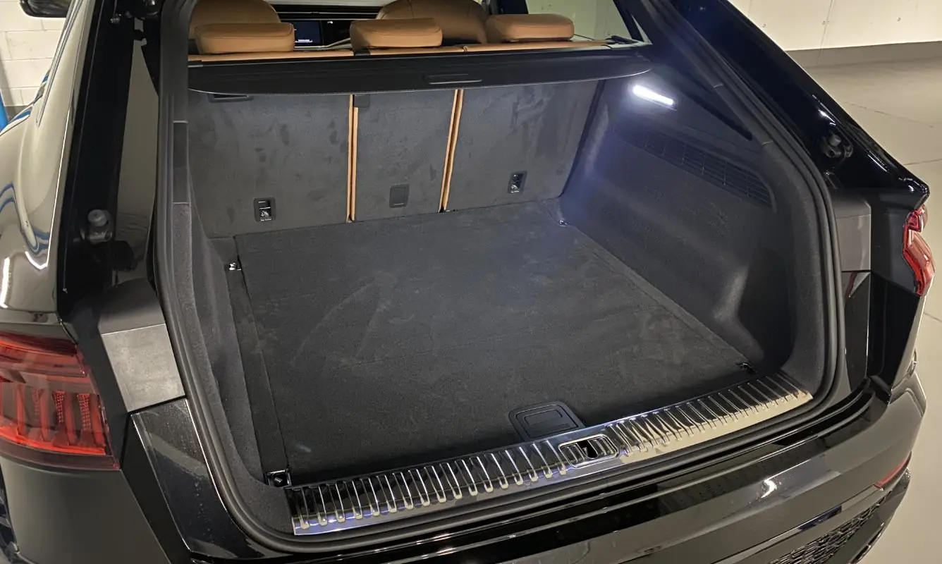 Audi RSQ8 - foto 9