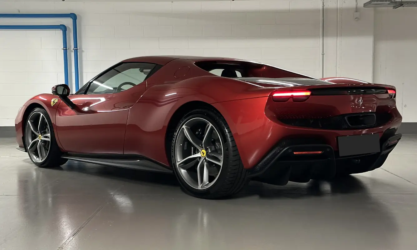 Ferrari 296 GTB - foto 5