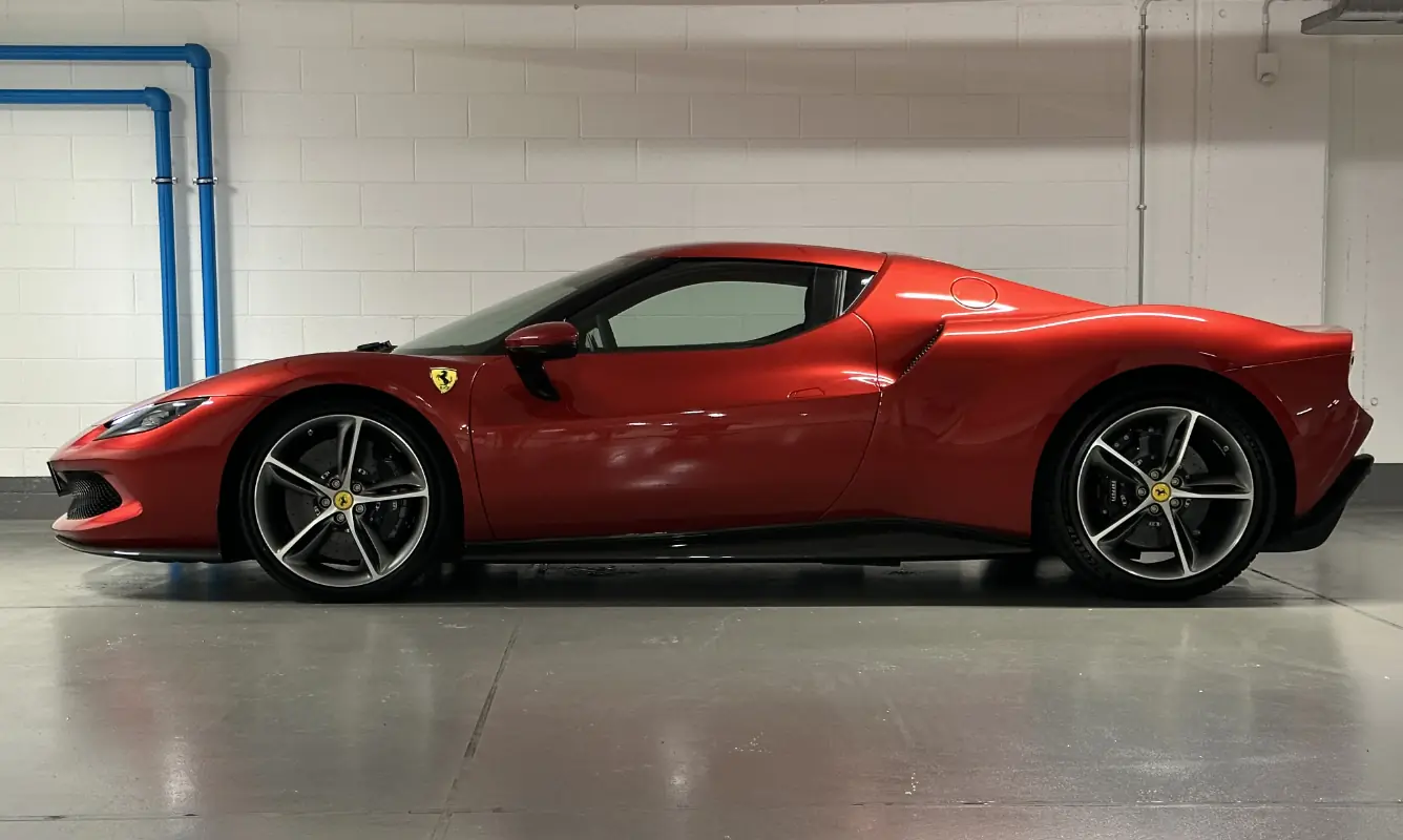 Ferrari 296 GTB - foto 6