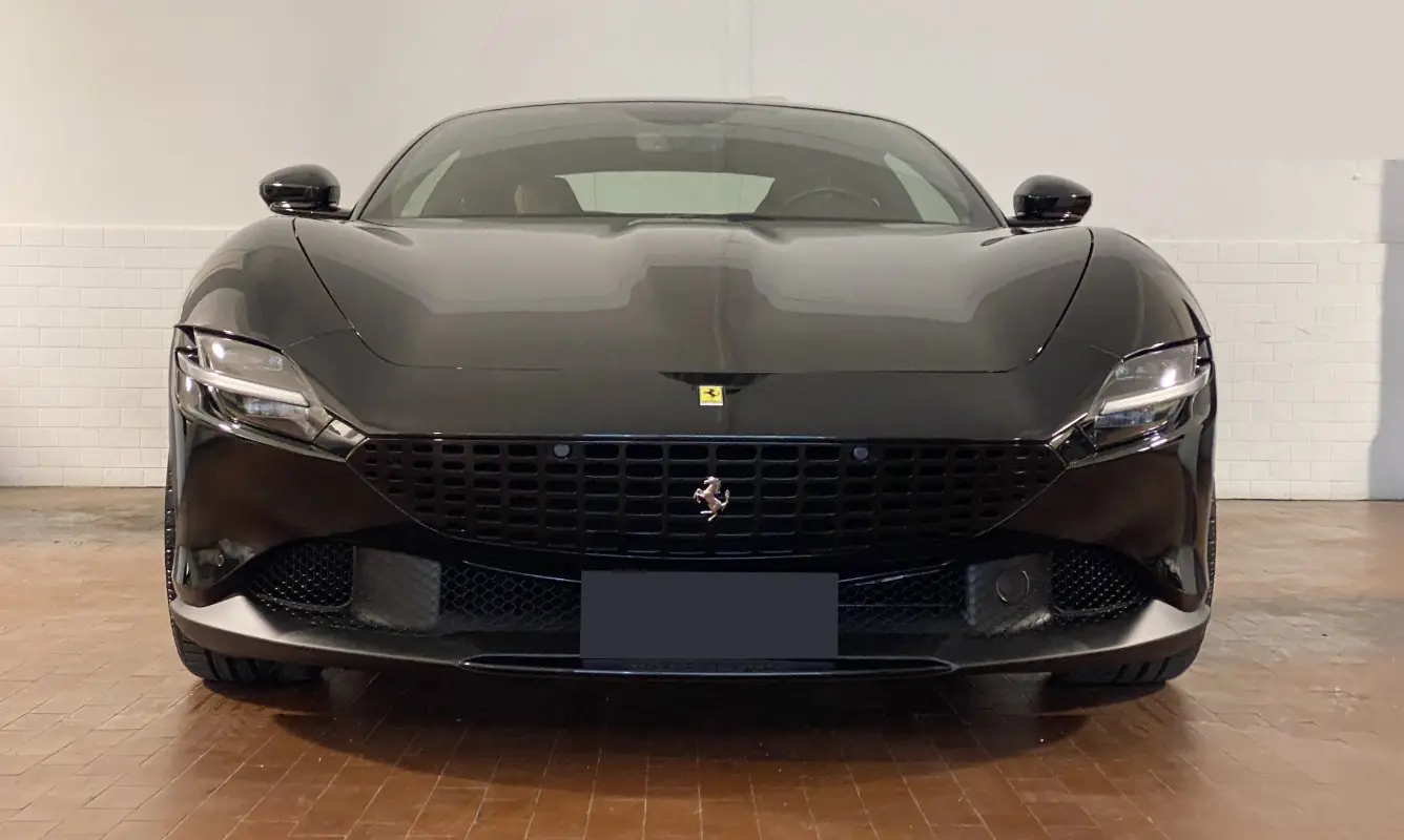 Ferrari Roma - foto 1