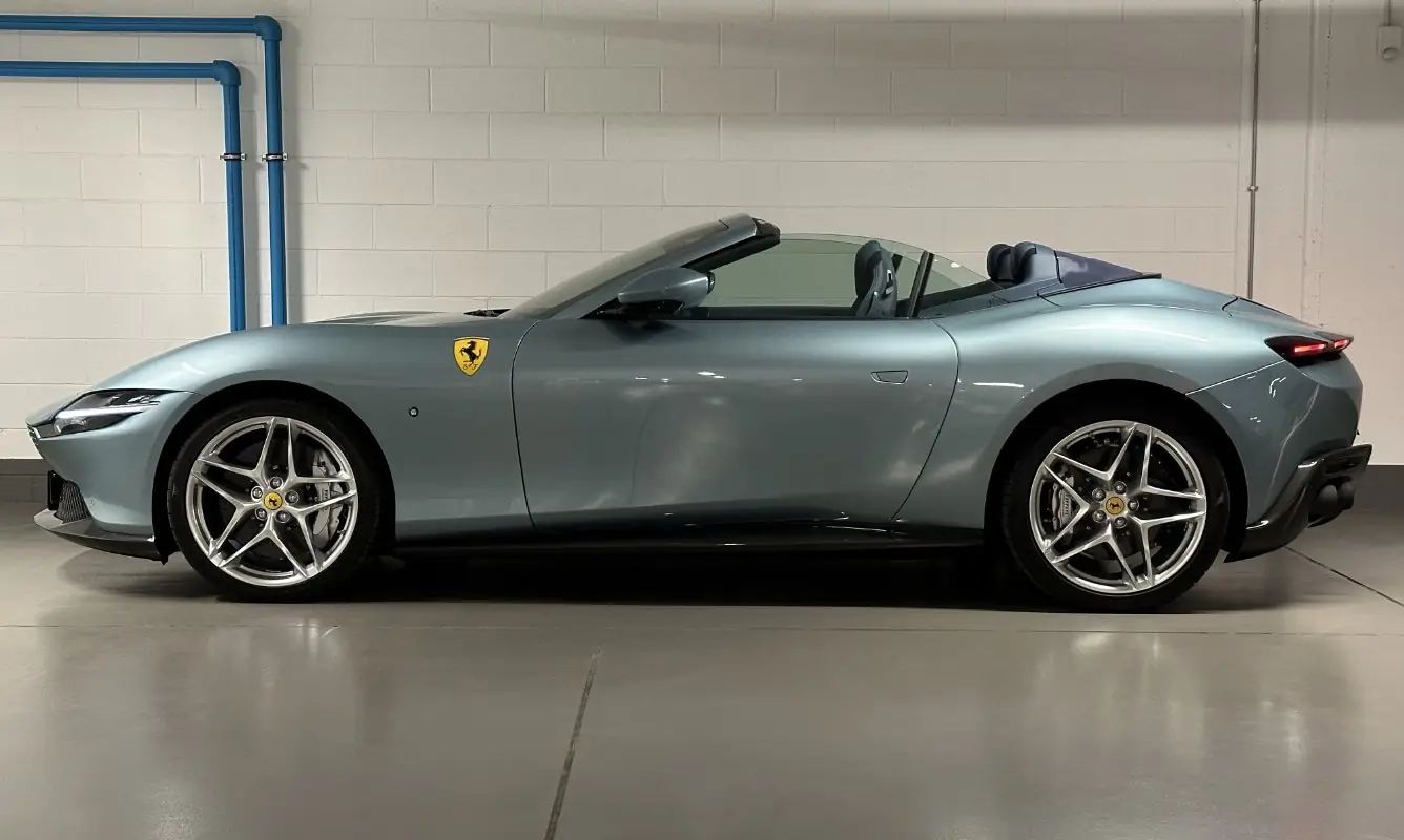 Ferrari Roma Spider - foto 7