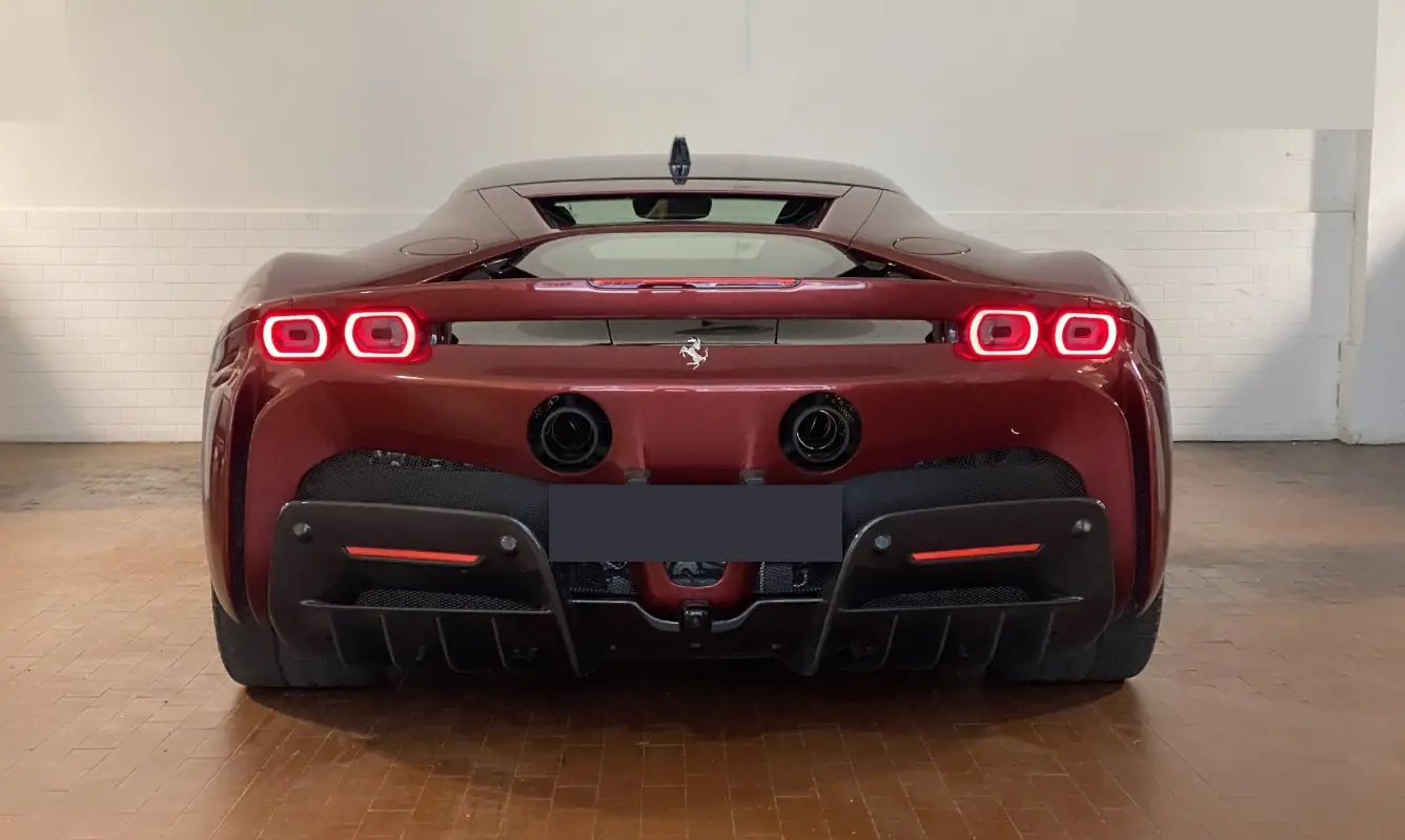 Ferrari SF90 Stradale - foto 4