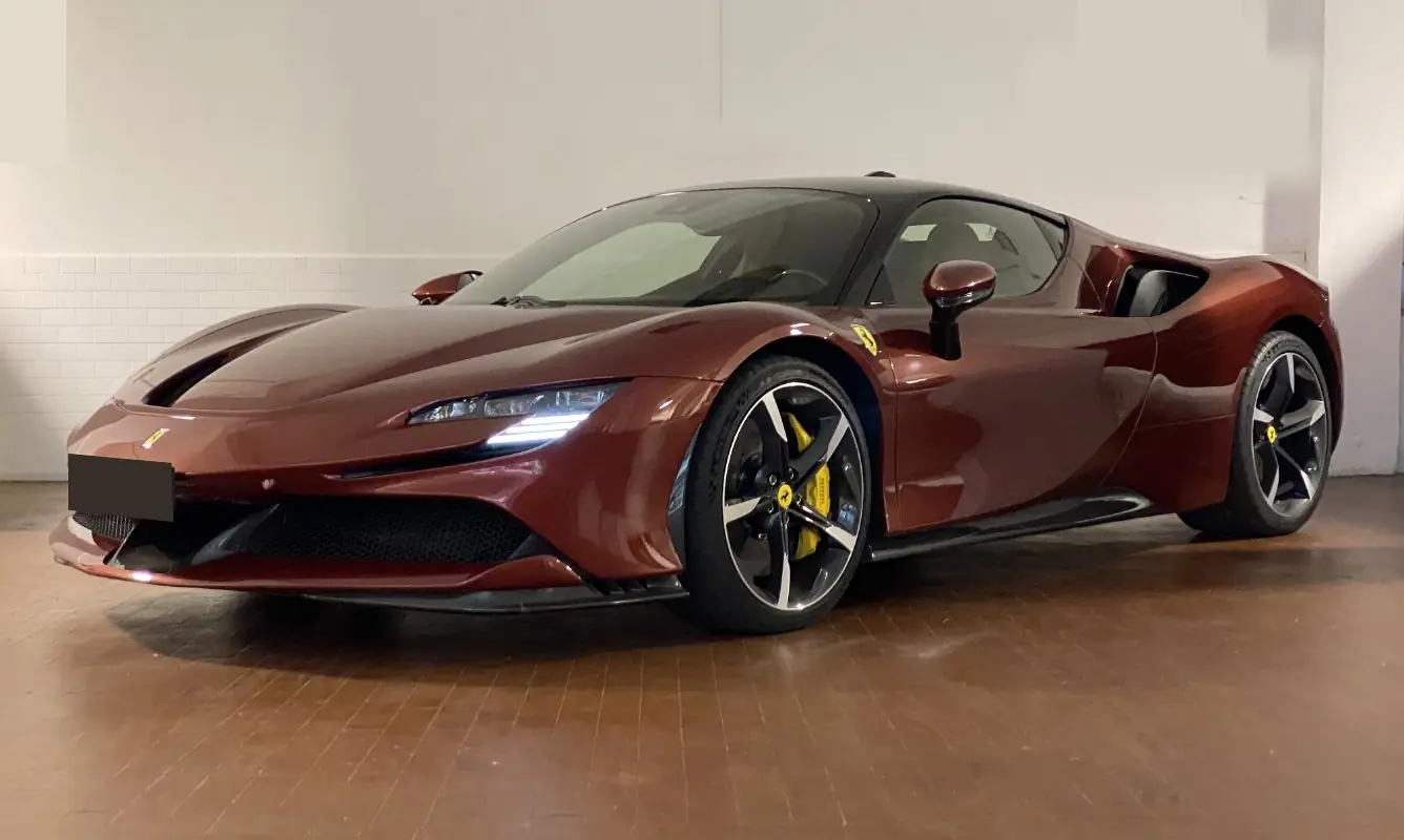 Ferrari SF90 Stradale - foto 7