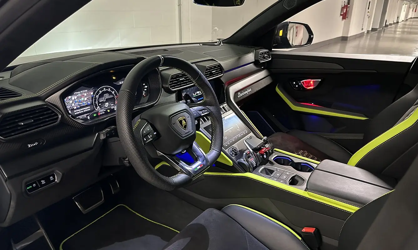 Lamborghini Urus - foto 9