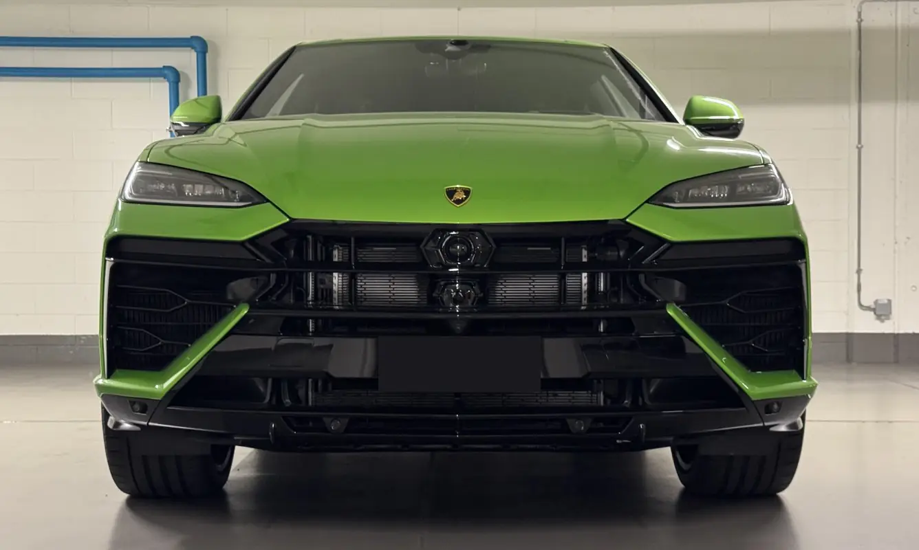 Lamborghini Urus SE - foto 1