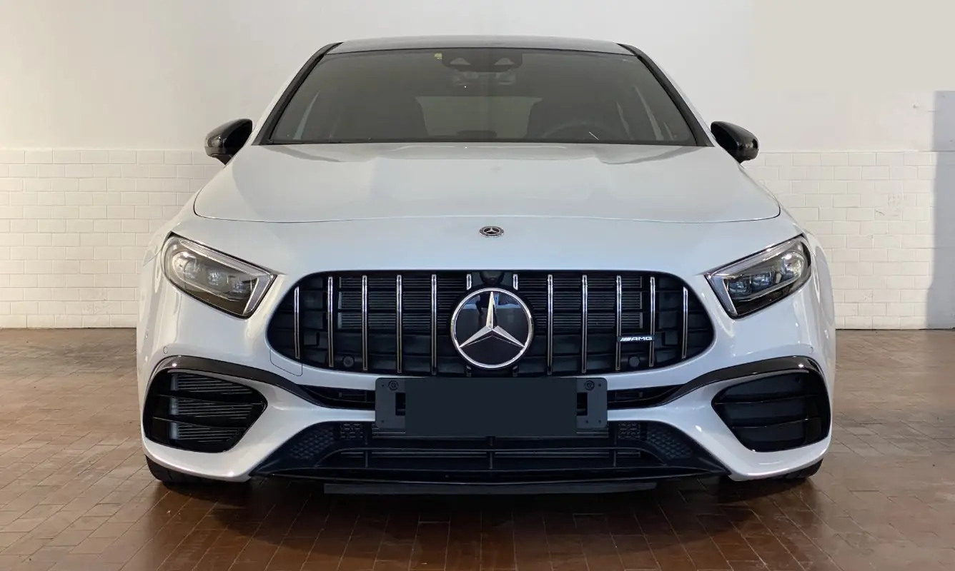 Mercedes A45S AMG - foto 1