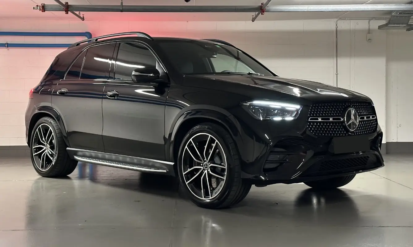 Mercedes GLE 350 DE 4Matic MY24 a noleggio a Milano