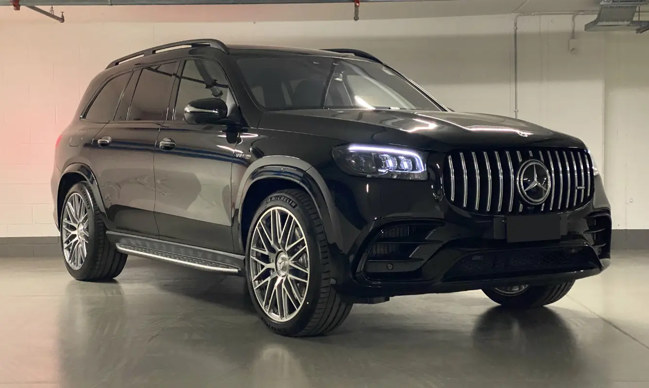 Mercedes GLS 63 AMG 4Matic+ a noleggio a Milano