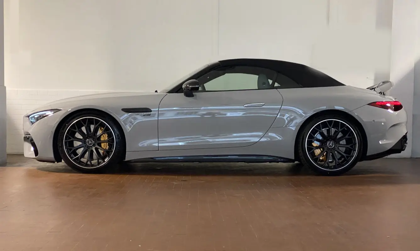 Mercedes SL63 AMG Roadster - foto 6