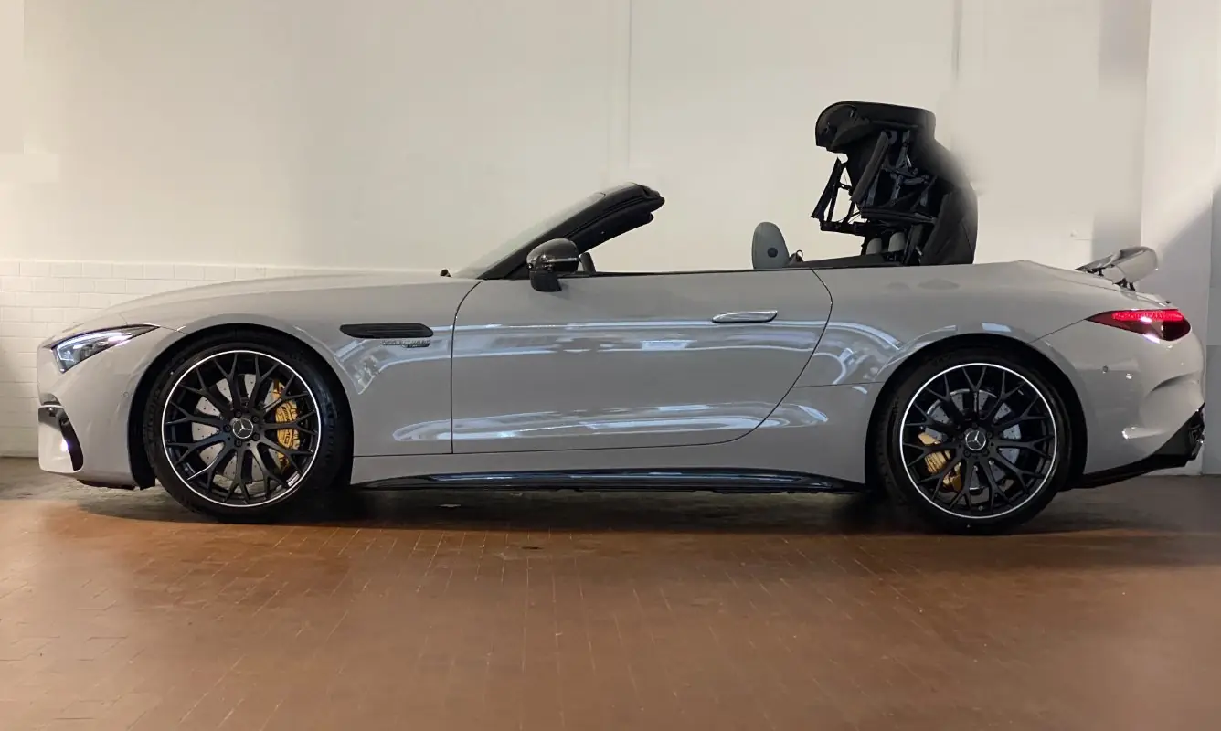 Mercedes SL63 AMG Roadster - foto 7