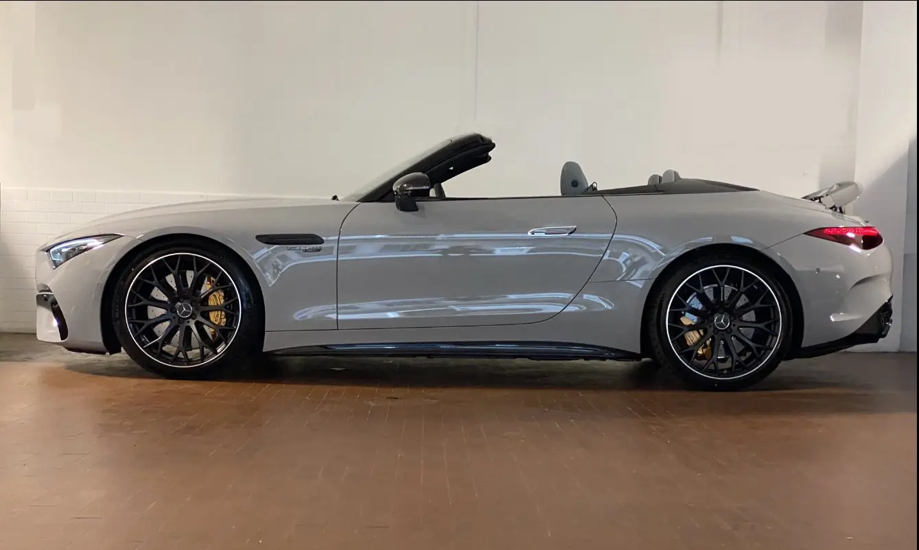Mercedes SL63 AMG Roadster - foto 8
