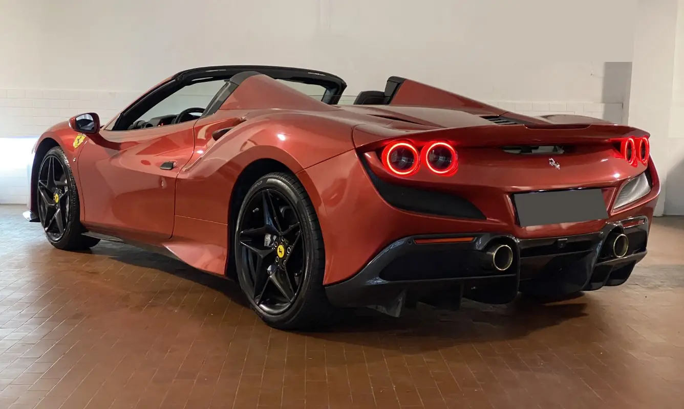 Ferrari F8 Spider - foto 5