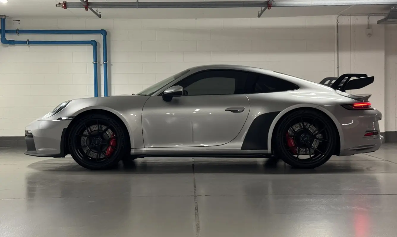 Porsche 911 992 GT3 - foto 6